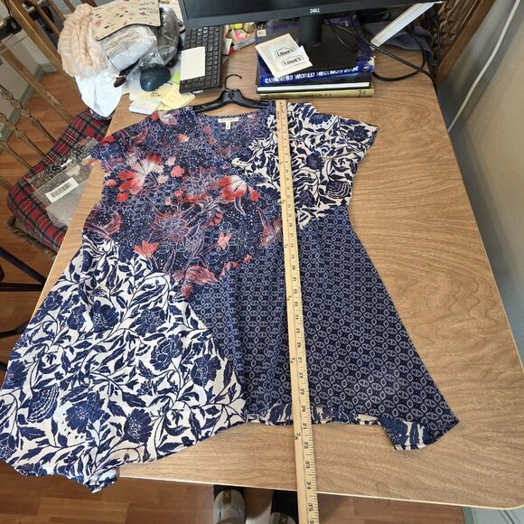 🔴 Jessica Simpson Maternity Top Womens 1X Blue Red Floral Asymmetrical Tunic - Picture 12 of 13